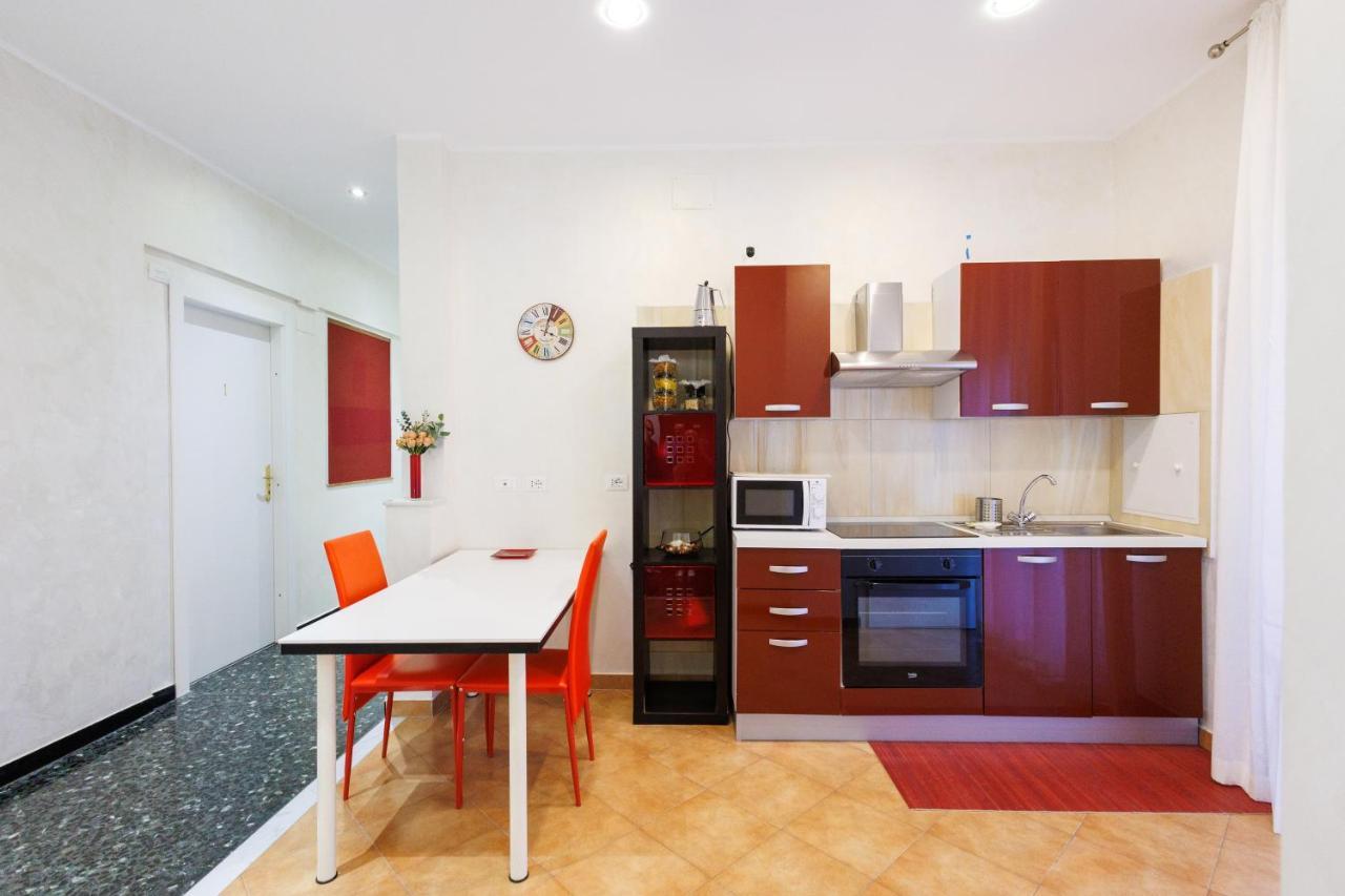 Casa Vittoria Di San Martino Affittacamere Genua Exteriör bild