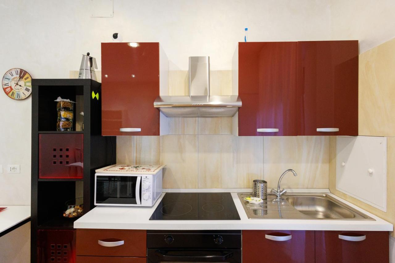 Casa Vittoria Di San Martino Affittacamere Genua Exteriör bild